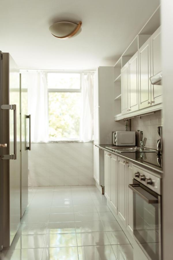 Apartment In Lisbon With 3 Bedroom Cozy Experience ロウレス エクステリア 写真